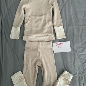 Goumi Kids Cream Matching Set